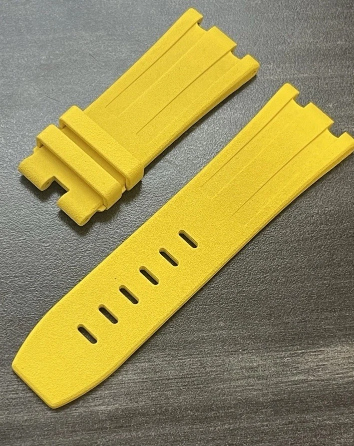 CORREA DE ESPIGA DE GOMA AUDEMARS PIGUET 28/24 MM OEM AMARILLO ROBLE REAL EN ALTA MAR Foto 3 de 3