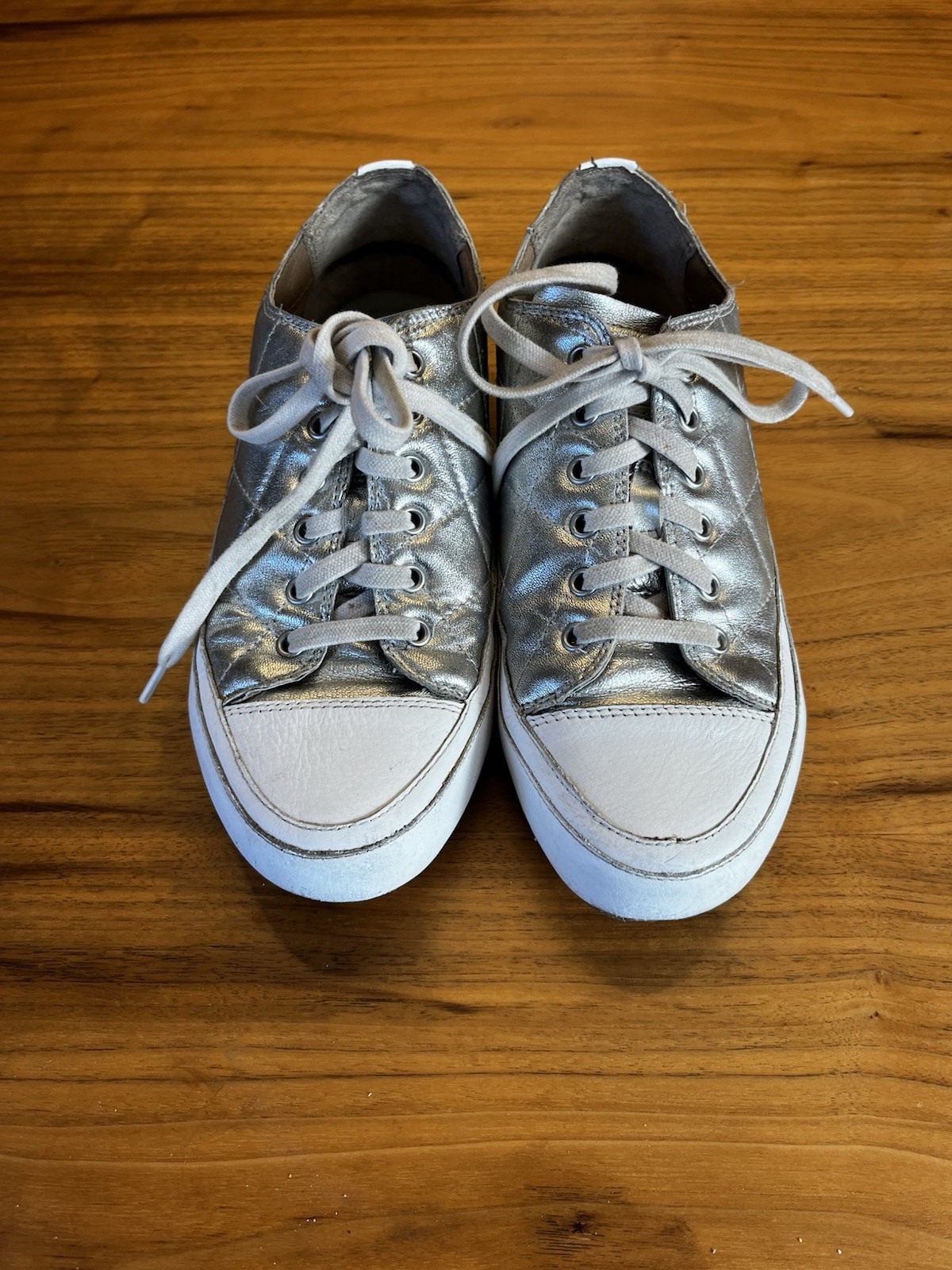 Vionic Delight Edie All Leather Pewter/Silver and White Women's Sneakers, Size 8