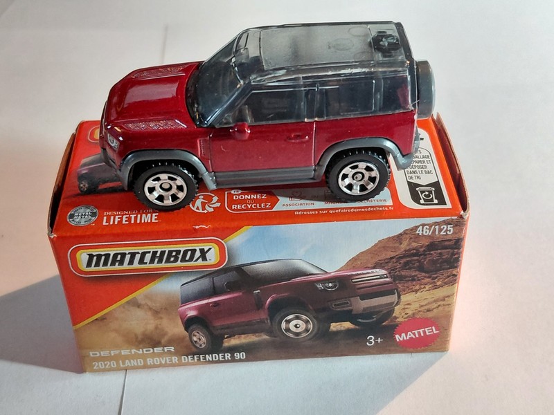 Matchbox orange box 2020 Land Rover Defender 90 Ruby red w charcoal clear roof