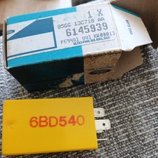  relais tvr 85GG13C718AA pas de clic et de collection ne pas utiliser 