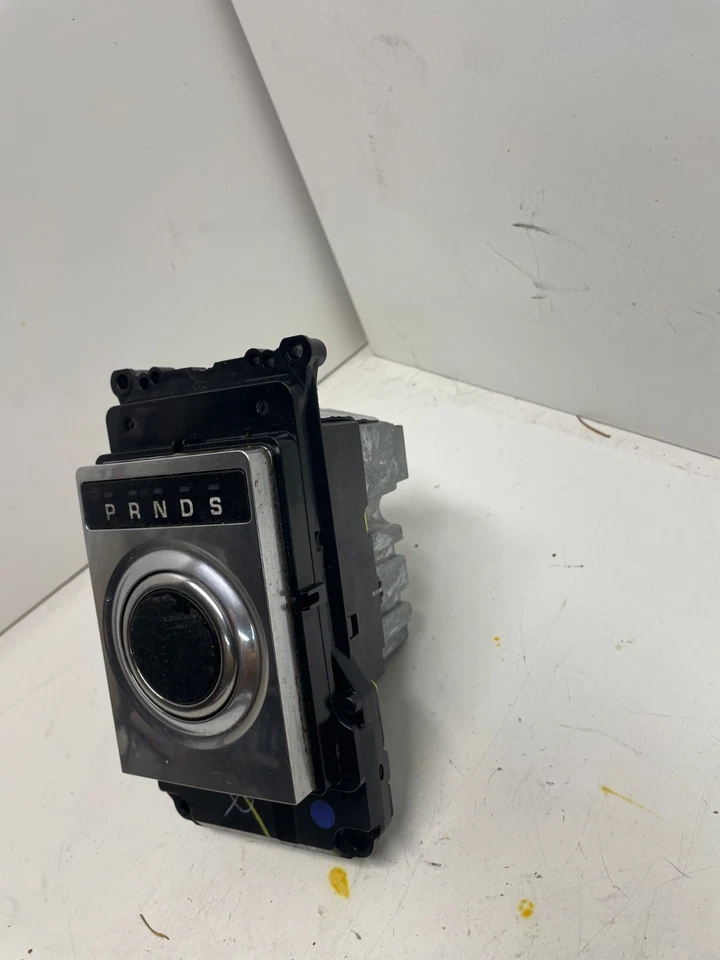 Селектор переключения передач 2014 Land Rover Range Rover L405 DPLA7E453CC от оригинального производителя - Изображение 3 из 4