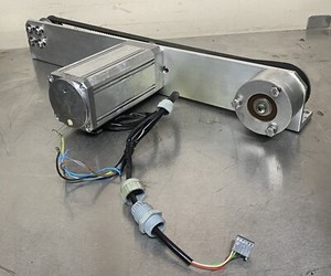 BIZERBA SE12 D MEAT SLICER CARRIAGE MOTOR ASSEMBLY with BELTS