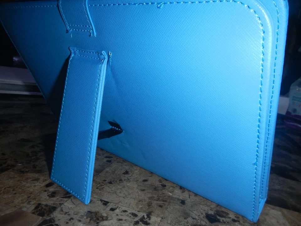 Digital2 9" Micro USB Keyboard case for Android tablets w/keyboard, adjustable u - Image 3 of 4