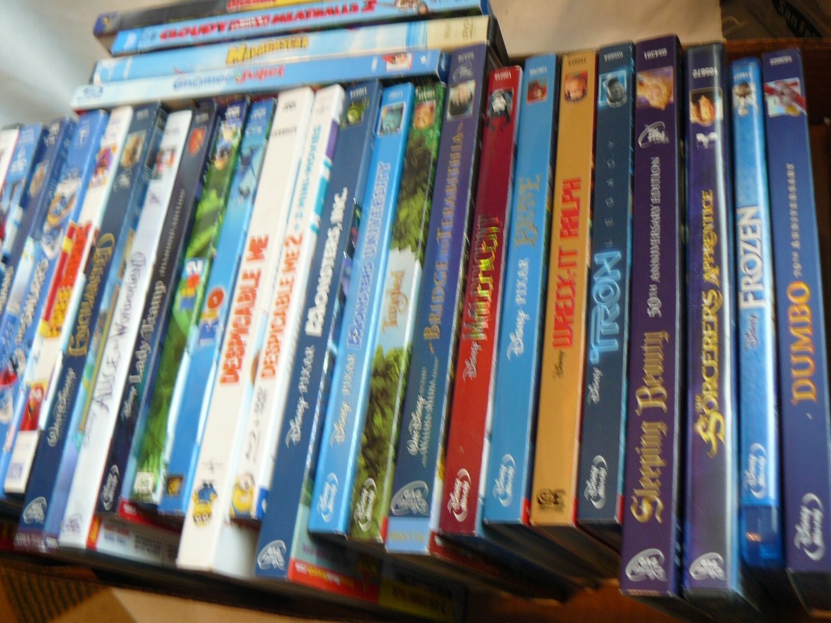 Lot of 30 Disney, Dreamworks blu ray and dvd movies