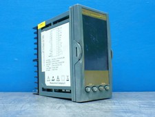 EUROTHERM TEMPERATURE / PROCESS CONTROLLER UNIT 3208/CC/VH/RRX/R/4CL/G/ENG