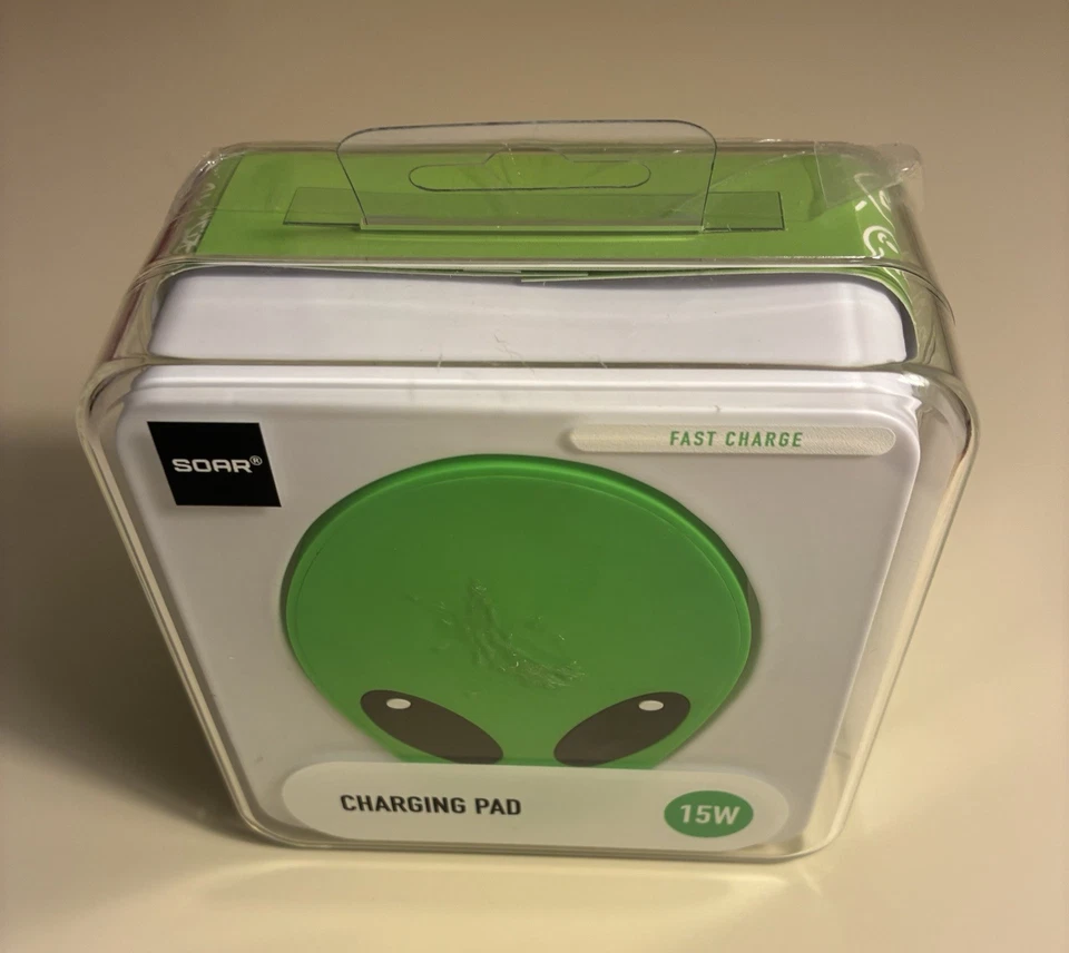 Soar Charging Pad Alien 👽 15W - Image 3 of 4