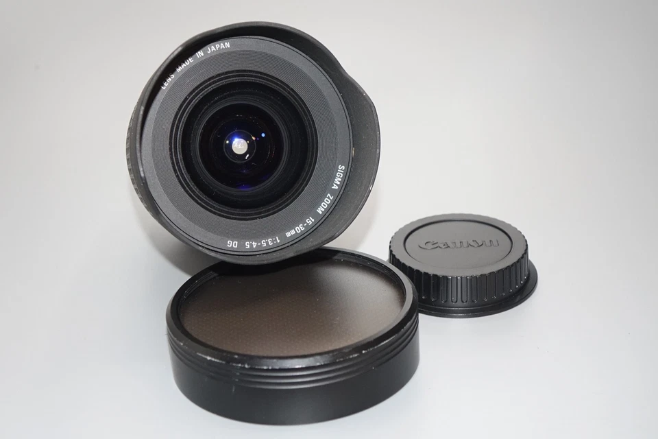 Objectif Sigma 15-30 mm f/3,5-4,5 DG EX asphérique IF pour monture CANON - Photo 1/4