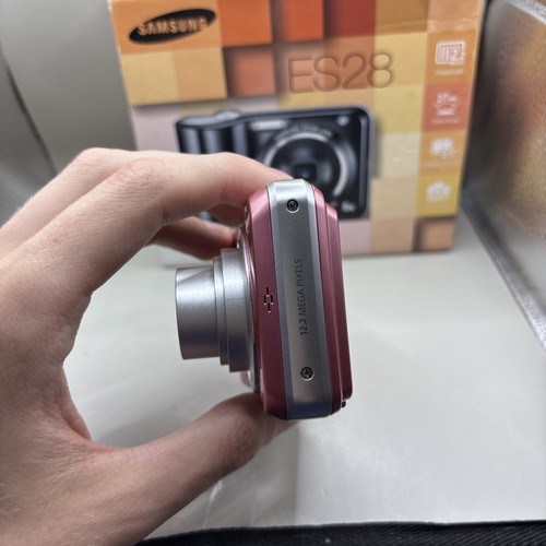 Samsung ES28 12.2MP Compact Digital Camera 5x Zoom Pink + Box - Picture 5 of 18