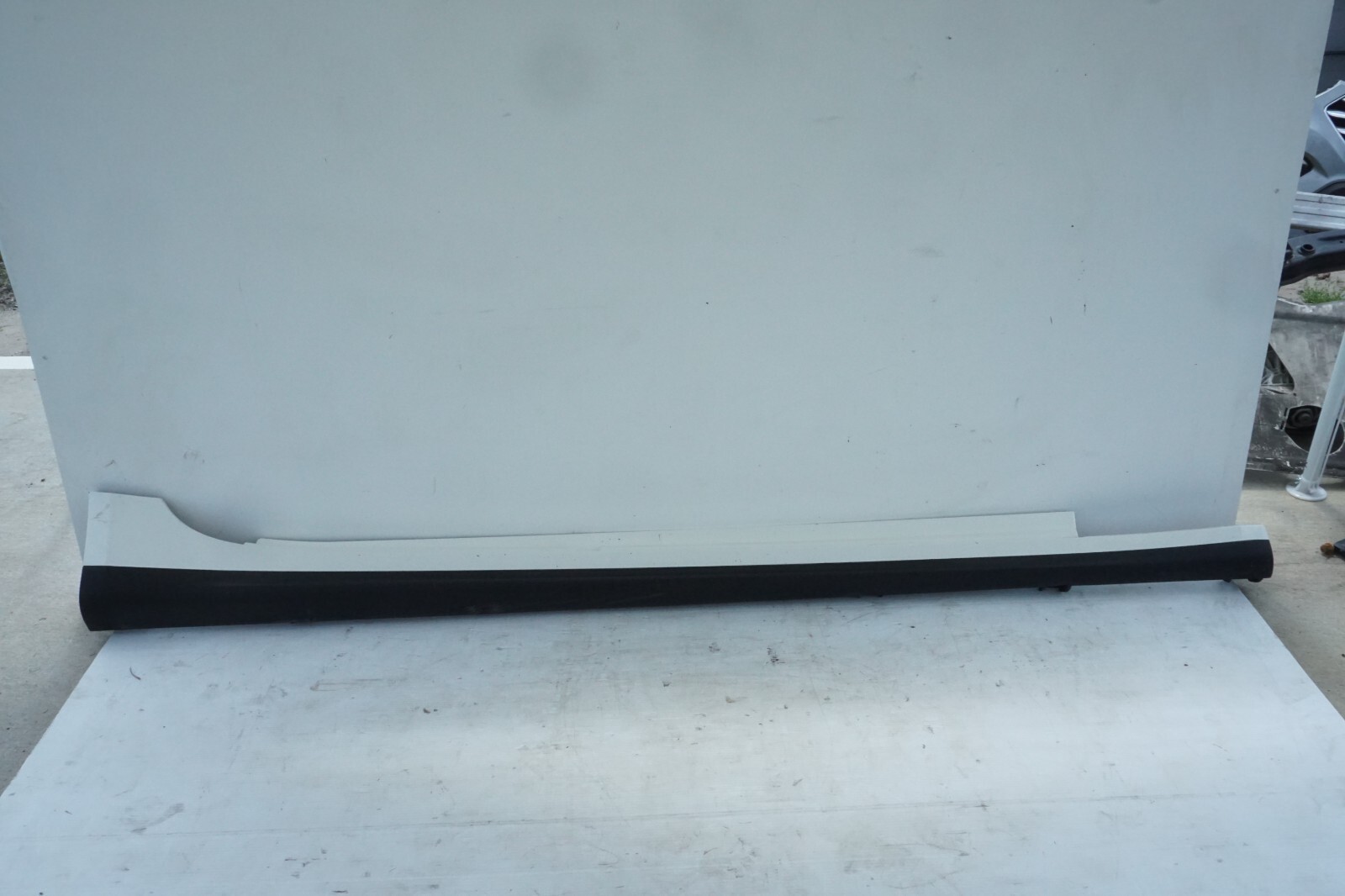14 - 20 MASERATI QUATTROPORTE RIGHT PASSNEGE SIDE ROCKER PANEL SKIRT MOLDING OEM