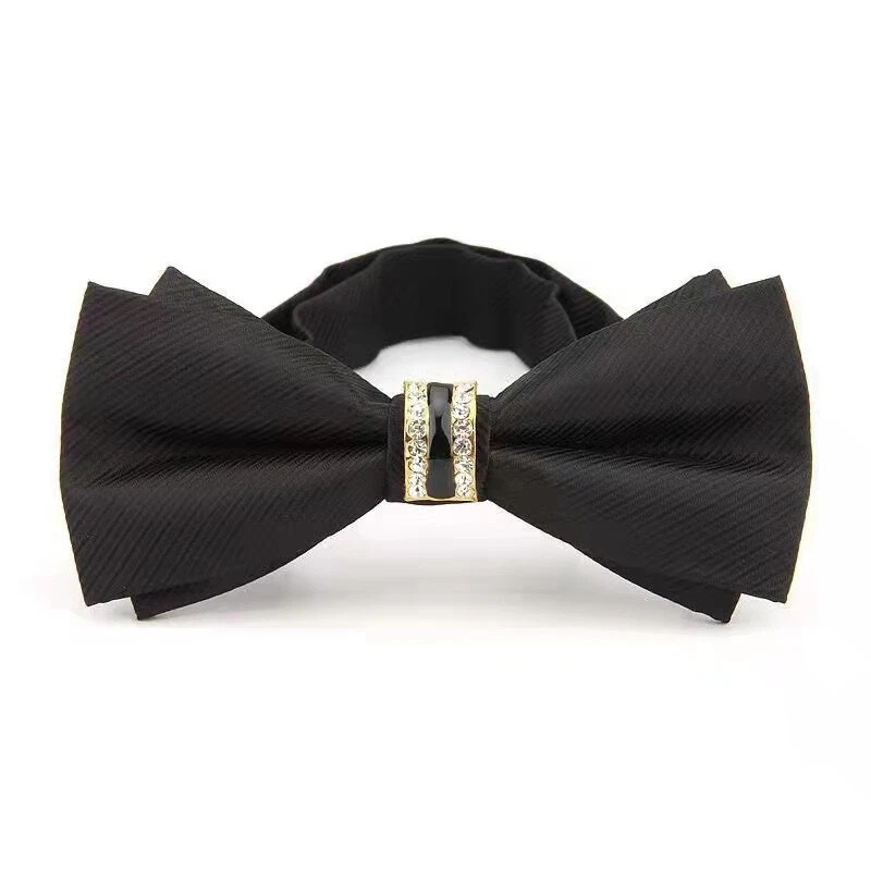 Pajarita ajustable de boda formal con diamantes de imitación preatada para hombres Foto 4 de 4