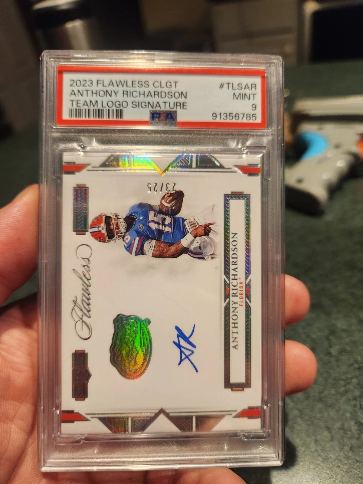 Anthony Richardson Panini Flawless Collegiate Team Logo Signatures #TLSAR Base