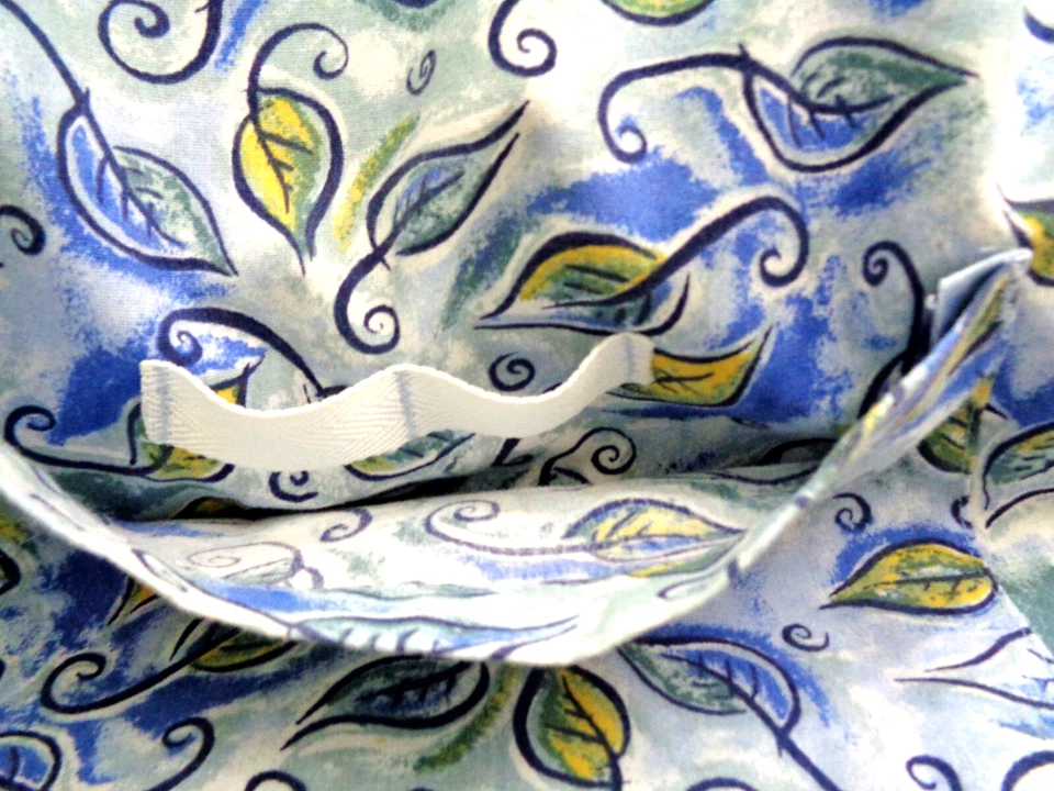 ¡2 tops exfoliantes muy bonitos de polietileno/algodón por 1 precio! Cada talla única para mujer mediana Foto 2 de 4