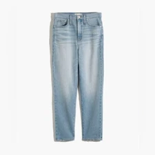 Madewell Classic Straight Leg Jeans in Light Wash Size 25