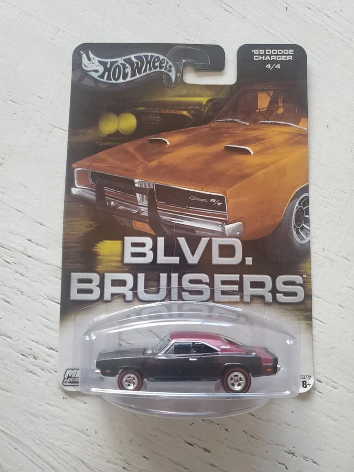 Hot Wheels Blvd. Автомобиль Bruisers серии 4/4 Affinity 1969 Dodge Charger черный - Изображение 3 из 3