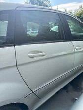 Porte arrière et accessoires Mercedes CLASSE B