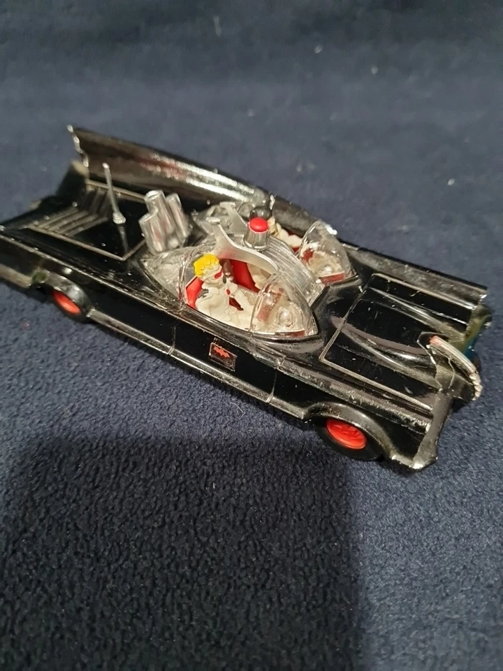 POLISTIL 34 BATMOBILE SCALA 1:32 - Immagine 3 di 4