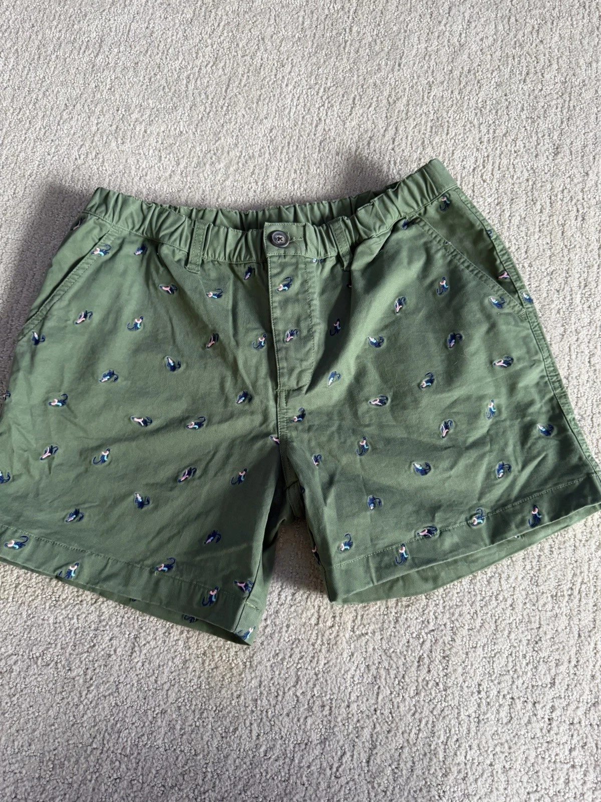 Chubbies Classic 5.5" Inseam Men's Med All Over Fishing Lure Print Green Elastic