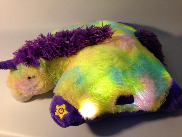glow pets unicorn
