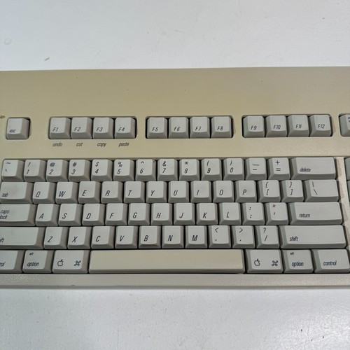 Apple Extended Keyboard Rare Vintage M0115 Mechanical Macintosh - USA - Picture 4 of 13