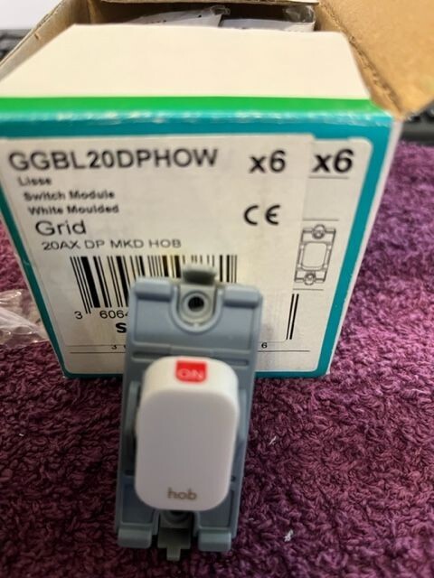 Schneider GGBL20DPHOW 20AX DP Grid Switch Module 'Hob'  White Moulded 1 off