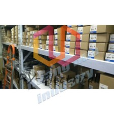 New IFM Inductive Sensor IIC233 Inductive Switch 1PCS 