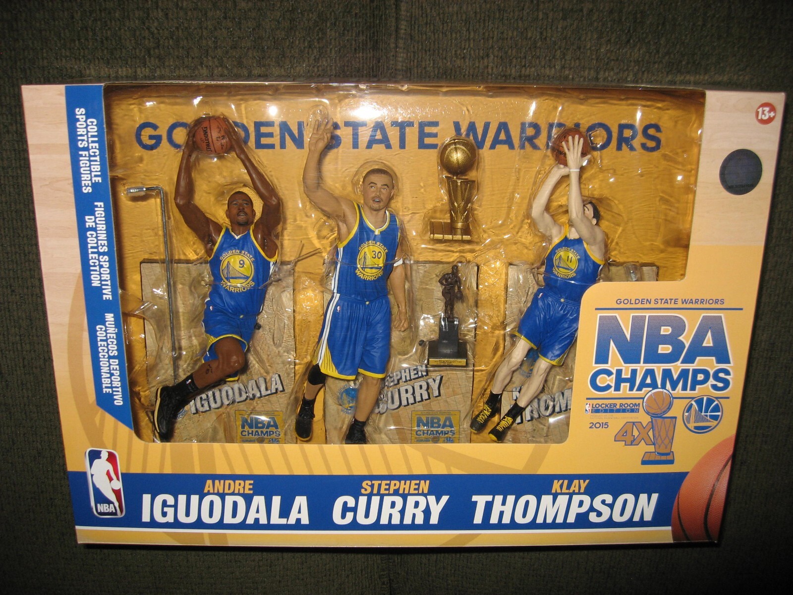 GREAT BOX McFarlane Golden State Warriors Iguadola Curry Tho