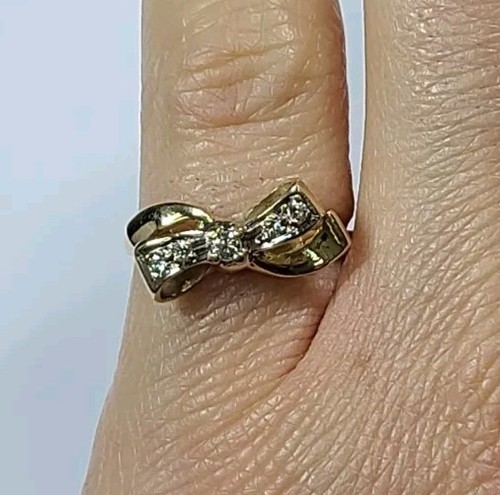 Vintage 14k Yellow Gold and Diamond Ribbon Bow Ring Size 6 - Picture 2 of 5