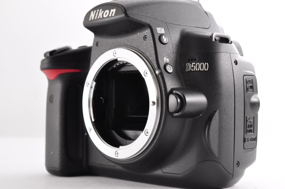 ニコン D5000 w AF-S 18-55mm #C344 Amazon.com : Nikon D5000 DSLR Camera with 18-55mm f/3.5-5.6G