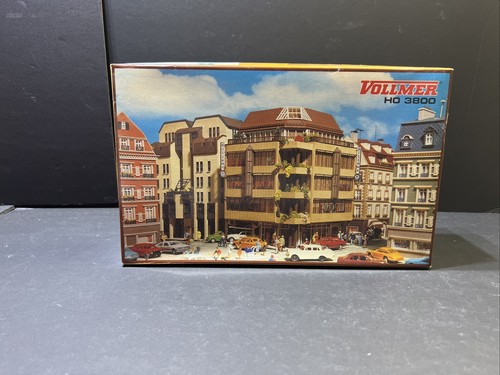 KIT CASA ESQUINA ESCALA HO VOLLMER #3800 CONSTRUIDO M.25 | Condition: New