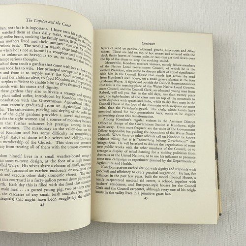 Stone Age Island: Seven Years in New Guinea by Maslyn Williams Hardcover Book - Picture 13 of 18
