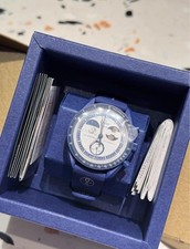 Omega x Swatch x Snoopy