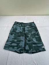 NEW Nike Jordan Boys Youth Size Large 12-13 Yrs Rugged Nylon Shorts Camo Flash