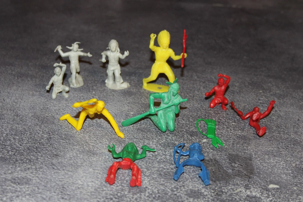 Plastic Indian Figures Indiana Vintage & Antique Cowboy & Western