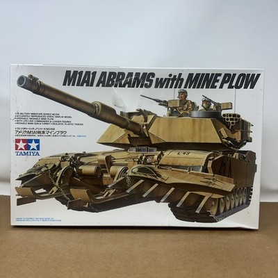 Tamiya 35158 U.S. M1A1 Abrams with Mine Plow 1/35 Scale Model Kit 1:35