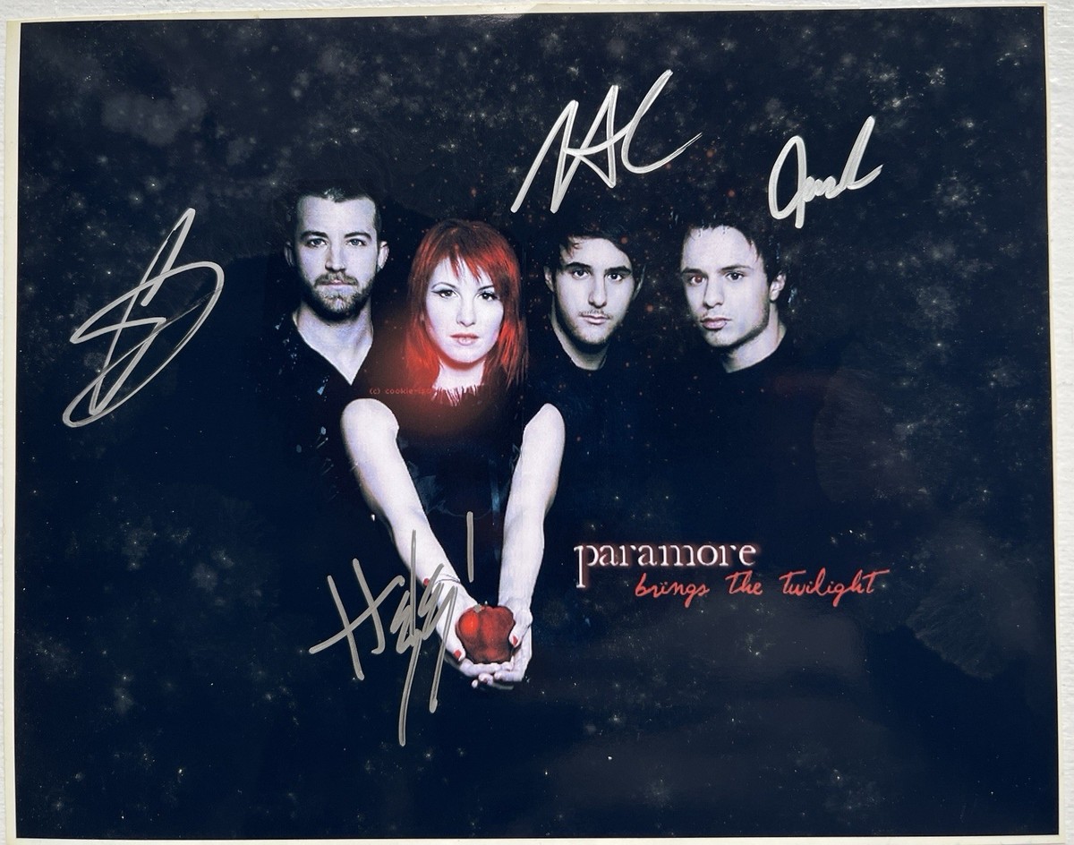 PARAMORE Signed Twilight 