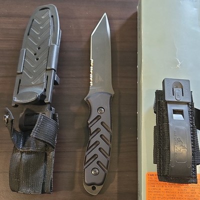 Gerber Yari II S30V Tanto Combo Edge Knife Gray/Black