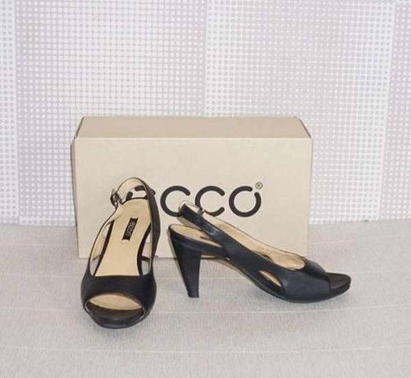 Women Ecco Heels Black Leather 38 #3SD9