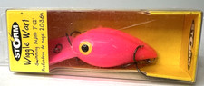 Storm Wiggle Wart WW05 095 Fluorecent Pink Fishing Lure 7'-12' PRE REPALA NISB