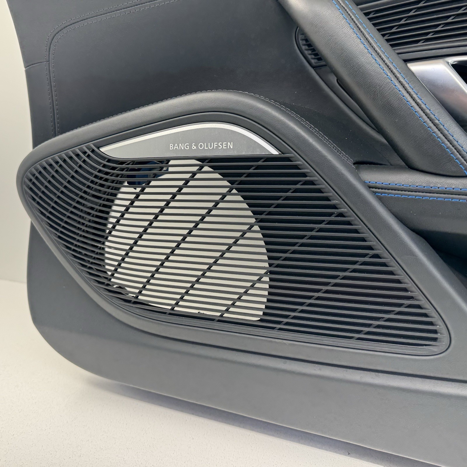 17-23 Audi R8 Interior Door Panel Cover Trim Pair Black W/ Blue Stitching OEM