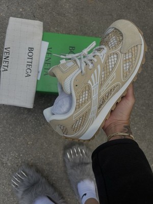 Bottega Veneta Beige White Geometric Mesh Lace-Up Low Top Athletic Sneakers