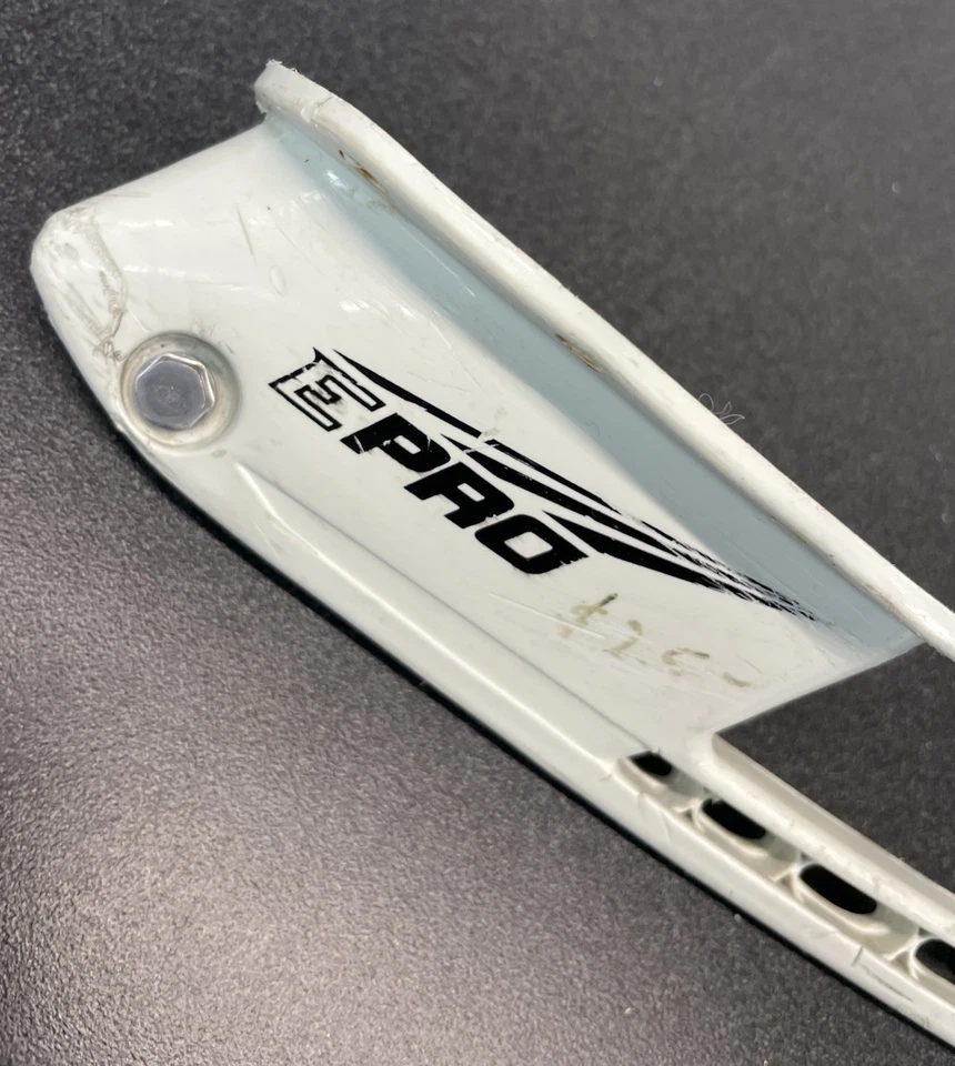 CCM E PRO [263mm Izquierdo] 2 - Tornillos Jugador de Hockey sobre Hielo Patín Soporte ÚNICO Usado Foto 3 de 4