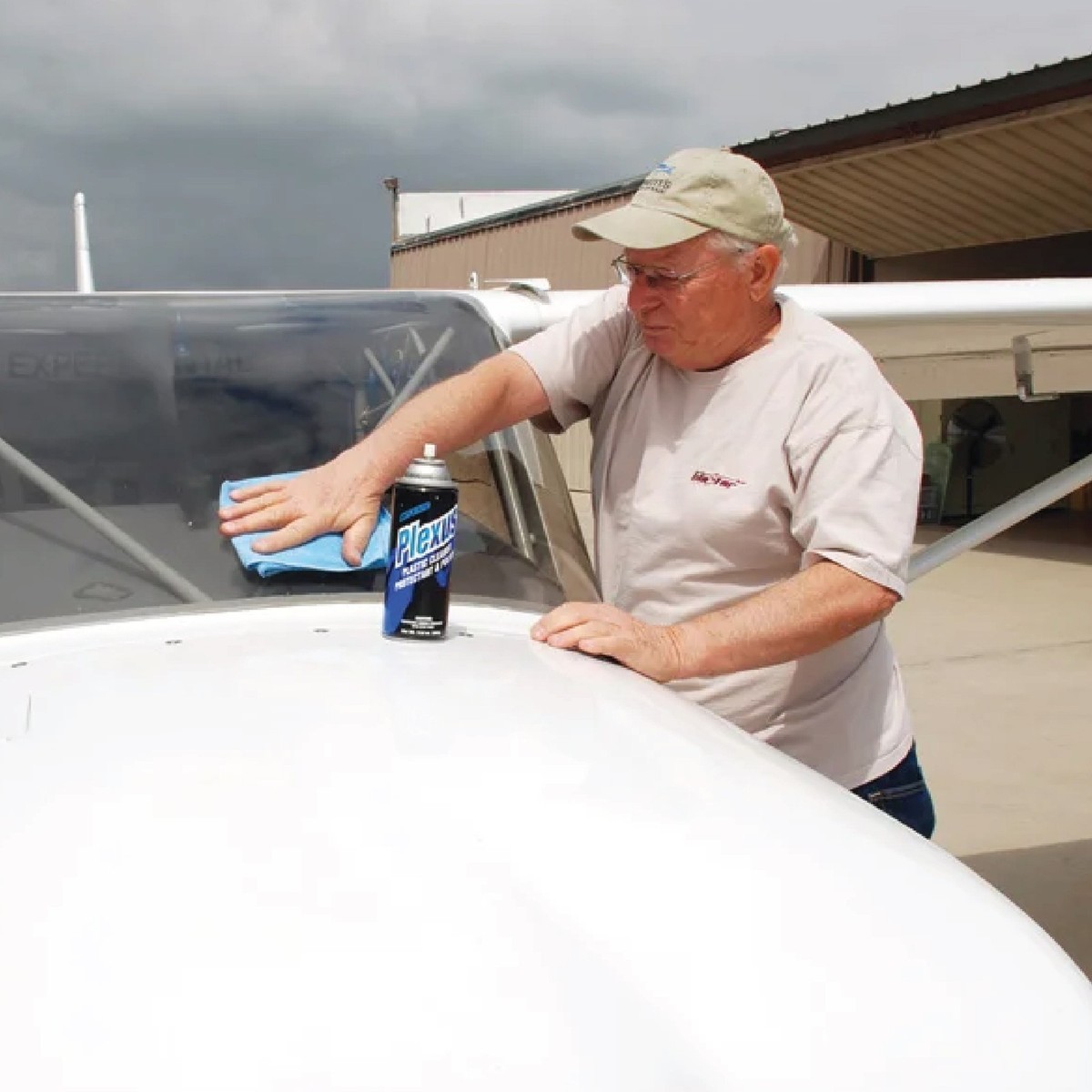 Plexus Plastic Cleaner Protectant & Polish 13oz Made in USA w