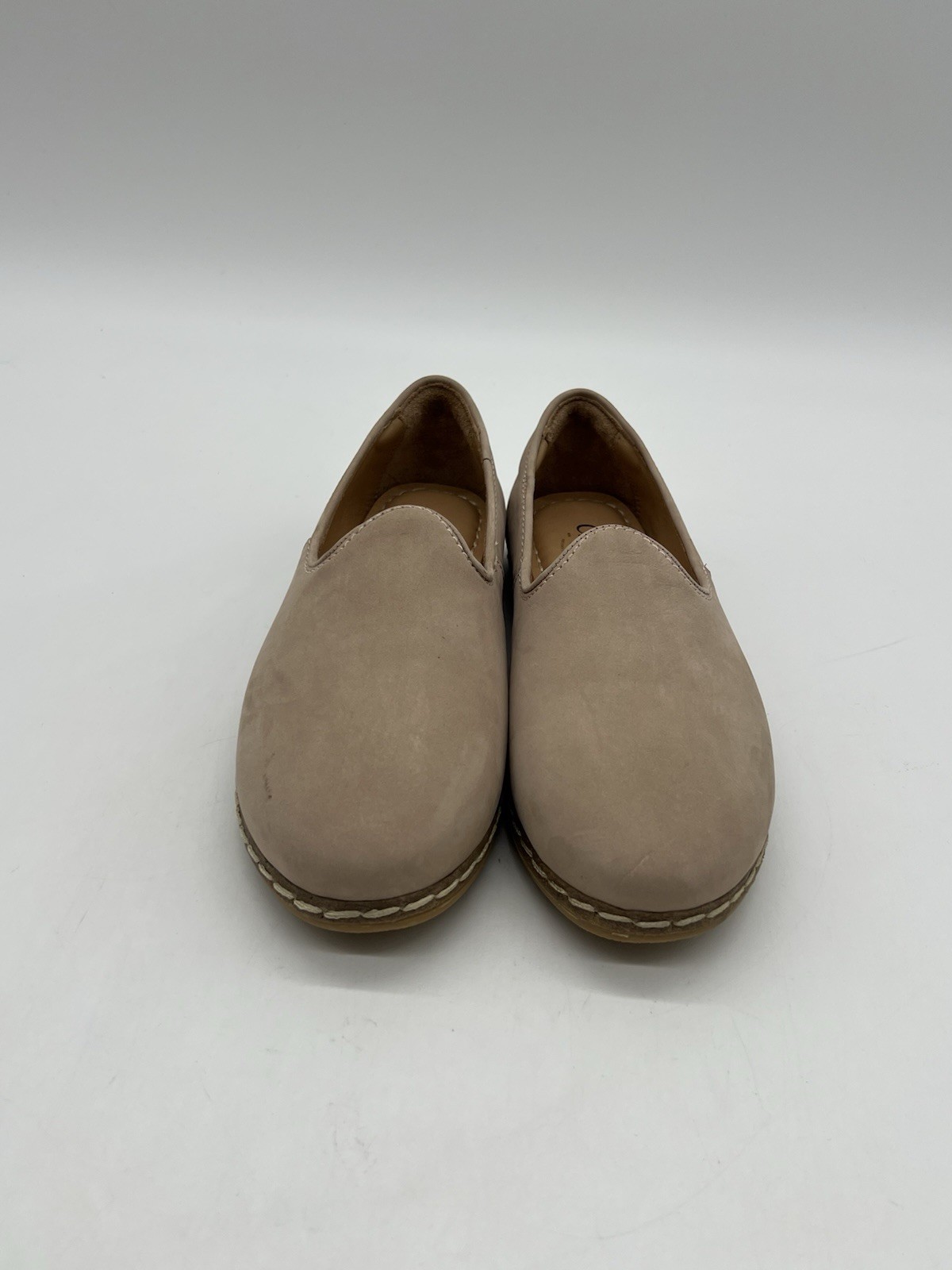 Charix Artisan Womens Size 39 US 8.5 Tan Nubuck Loafers Flat Casual Shoes.