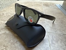 Ray-Ban Sunglasses New Wayfarer Polarized 55mm RB2132