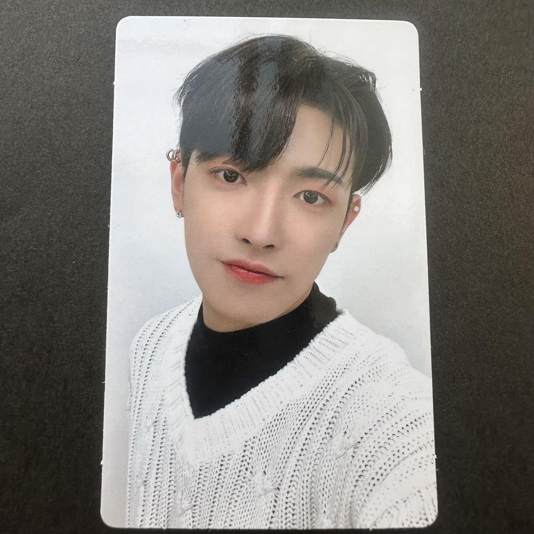 ATEEZ x KAURA VALENTEEZ Limited Official VALENTINE Photocard Photo