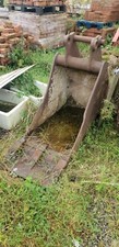 Excavator bucket, 2&rsquo;