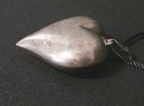 Vintage 3D Valentine Sweet Heart Sterling Silver Pendent. Make Offer! #251 - Picture 3 of 4