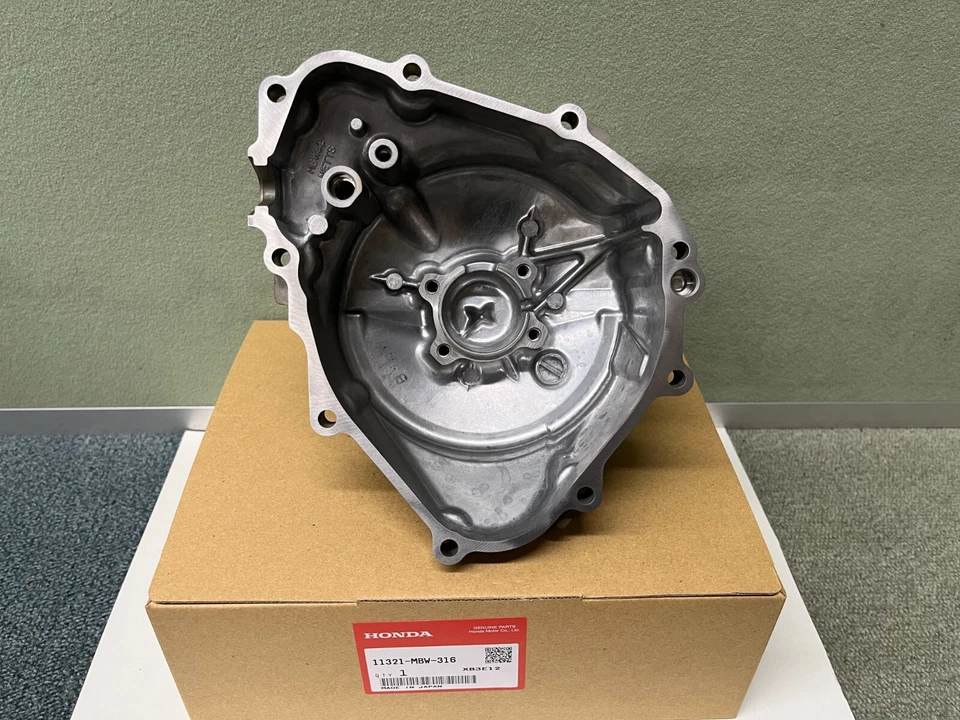 本田 CBR600F4 F4I 发动机定子发电机外壳 保护套 11321-MBW-316 全新 — 第 2/2 张图片