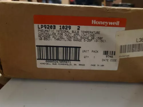 HONEYWELL PNEUMATIC INTEGRAL BULB TEMPERATURE CONT LP920B-1029-2 30-150°F (T126)