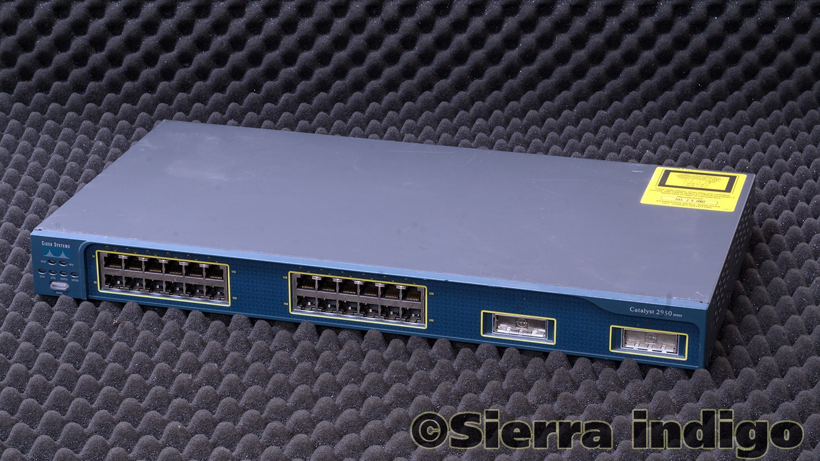Cisco WS-C2950G-24-EI 24-Port Switch 2950 Series